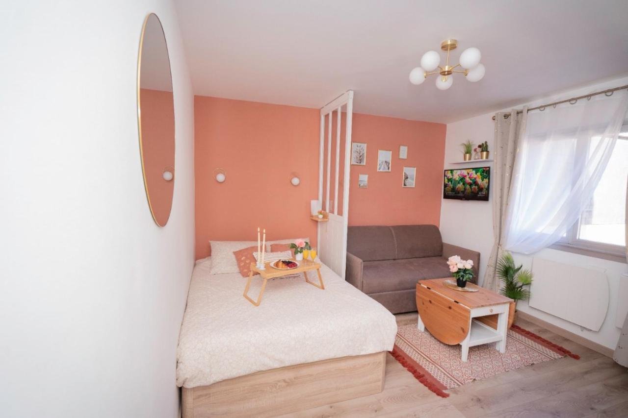 cœur de ville -Charmant studio- le petit Quai à 2 min gare Trouville Exterior foto